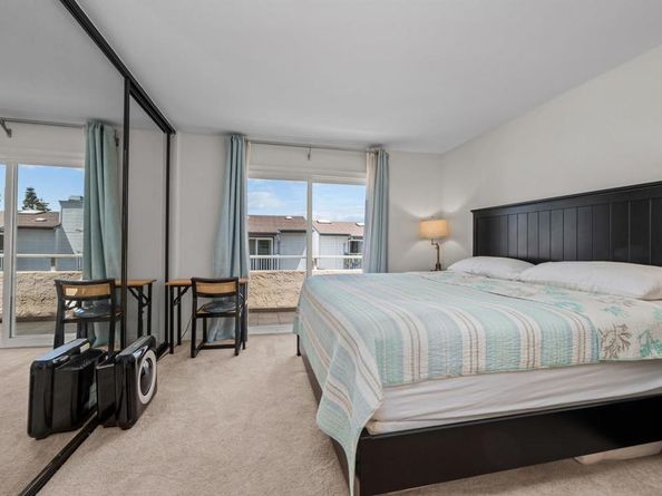 368 Hemlock Ave, Carlsbad CA 92008