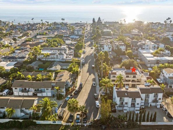 368 Hemlock Ave, Carlsbad CA 92008