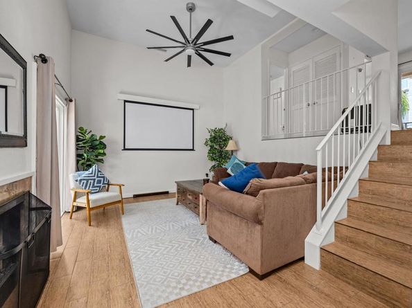 368 Hemlock Ave, Carlsbad CA 92008