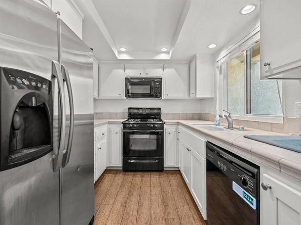 368 Hemlock Ave, Carlsbad CA 92008