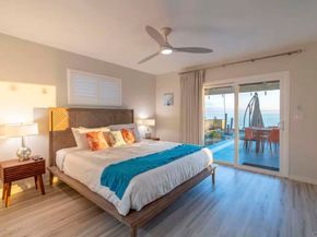 498 Neptune, Encinitas CA 92024