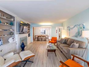 498 Neptune, Encinitas CA 92024