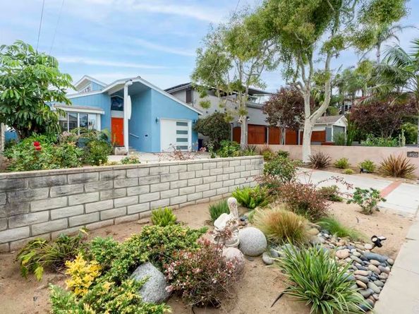 498 Neptune, Encinitas CA 92024