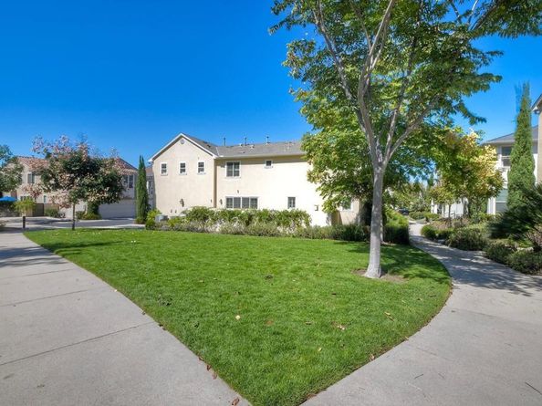 4302 Pacifica  Way 2, Oceanside CA 92056