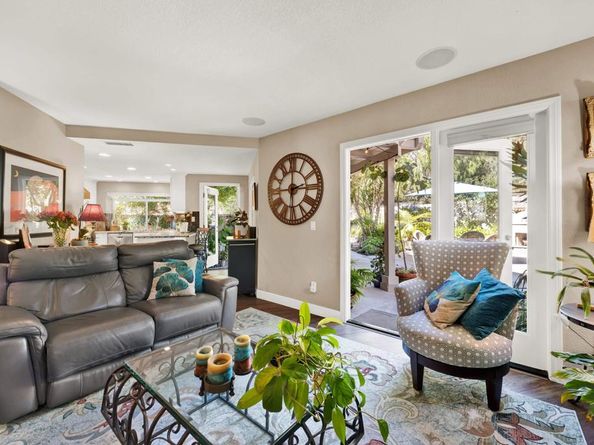 5071 Nighthawk Way, Oceanside CA 92056