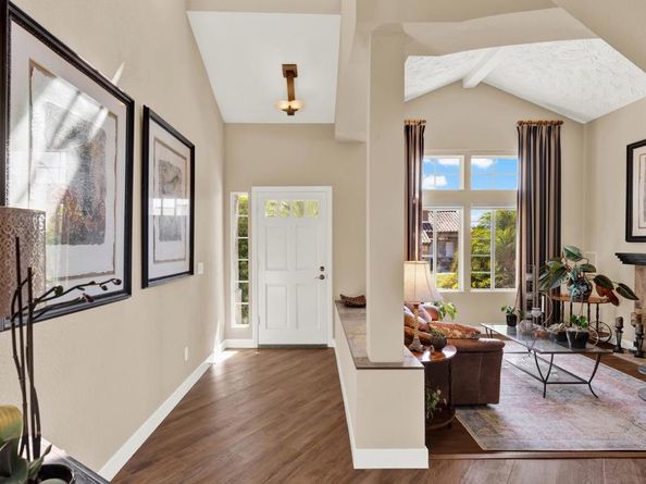 5071 Nighthawk Way, Oceanside CA 92056
