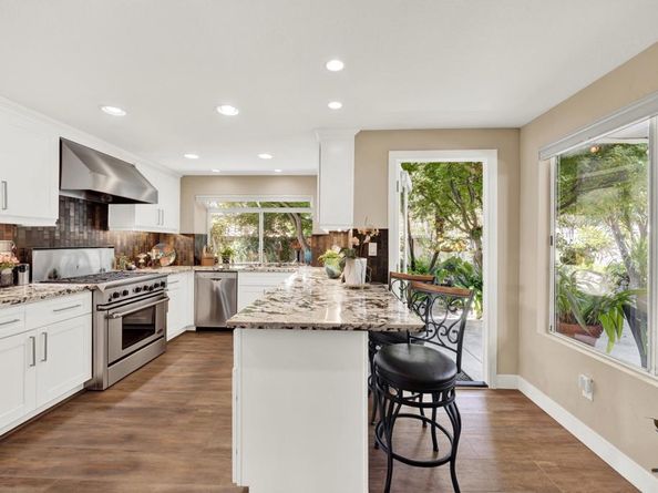 5071 Nighthawk Way, Oceanside CA 92056