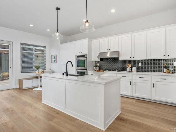 1738 Oriole Ct, Carlsbad CA 92011
