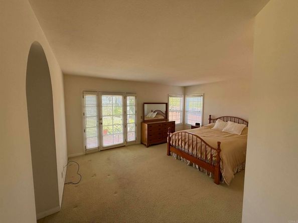 1633 Willowspring Drive North, Encinitas CA 92024