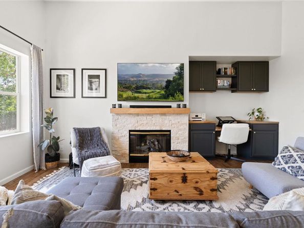1957 Cresthaven Drive, Vista CA 92084