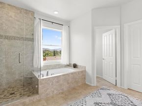 1957 Cresthaven Drive, Vista CA 92084