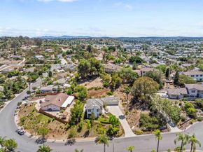 1957 Cresthaven Drive, Vista CA 92084