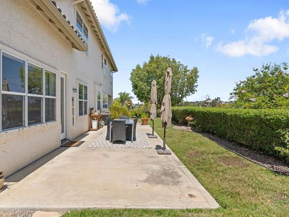 1957 Cresthaven Drive, Vista CA 92084