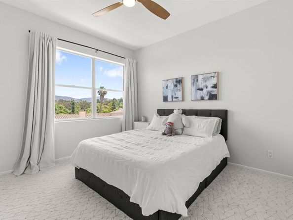 1957 Cresthaven Drive, Vista CA 92084
