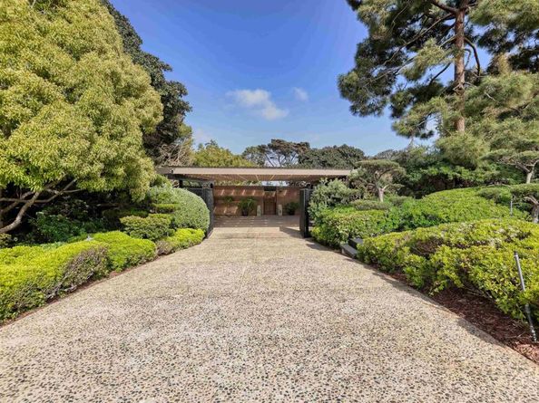567 Gage Lane, San Diego CA 92106