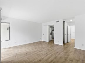 17607 Pomerado 107, San Diego CA 92128