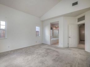 2183 Crest View Glen N, Escondido CA 92026