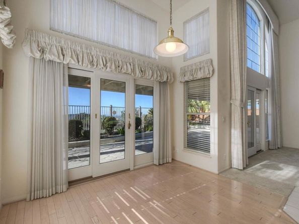 2183 Crest View Glen N, Escondido CA 92026