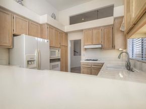 2183 Crest View Glen N, Escondido CA 92026