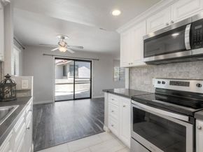 3045 Corte Trabuco, Carlsbad CA 92009