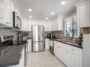 3045 Corte Trabuco, Carlsbad CA 92009