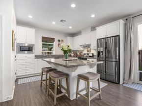 2734 Overlook Point Drive, Escondido CA 92029