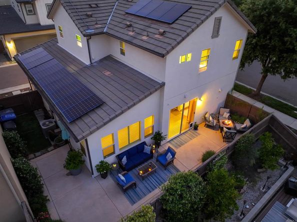 2734 Overlook Point Drive, Escondido CA 92029