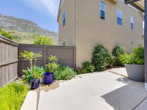 2734 Overlook Point Drive, Escondido CA 92029