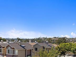 7512 Viejo Castilla Way 22, Carlsbad CA 92009