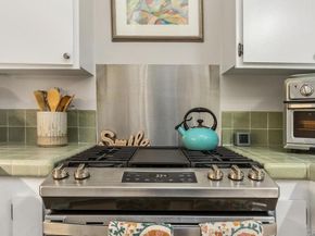 7512 Viejo Castilla Way 22, Carlsbad CA 92009