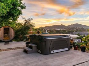 2870 N Twin Oaks Valley Road, San Marcos CA 92069