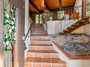 2870 N Twin Oaks Valley Road, San Marcos CA 92069