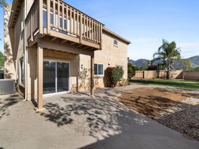 2891 Oakwood Creek Way, Escondido CA 92027