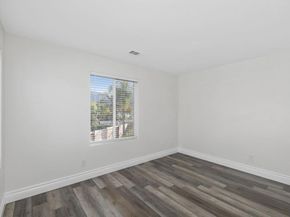 2891 Oakwood Creek Way, Escondido CA 92027