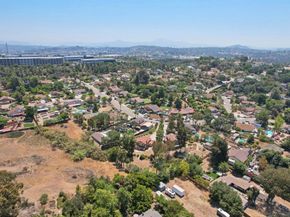 2432 Live Oak Road, Escondido CA 92029