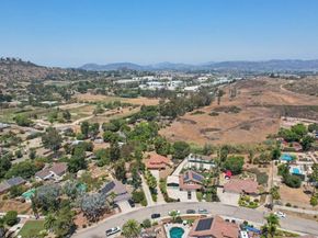 2432 Live Oak Road, Escondido CA 92029