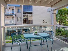 1560 Circa Del Lago D201, San Marcos CA 92078