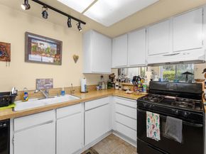 6921 Quail Place E, Carlsbad CA 92009