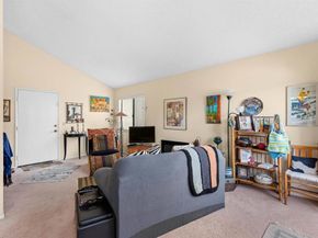 6921 Quail Place E, Carlsbad CA 92009