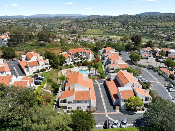 6921 Quail Place E, Carlsbad CA 92009