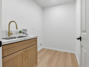 3880 Adams Street, Carlsbad CA 92008