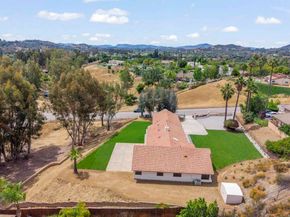 25945 Forest Drive, Escondido CA 92026