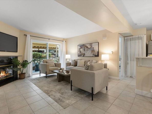 6971 Ballena Way 2, Carlsbad CA 92009