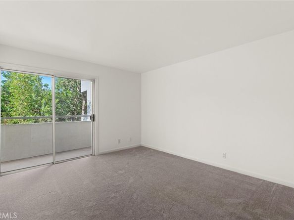 4702 Fulton Avenue 202, Sherman Oaks CA 91423