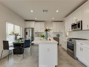 1364 S Ridgeley, Los Angeles CA 90019