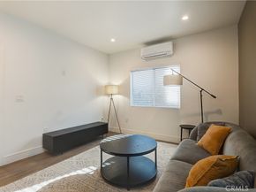 1364 S Ridgeley, Los Angeles CA 90019