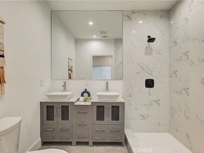 1364 S Ridgeley, Los Angeles CA 90019