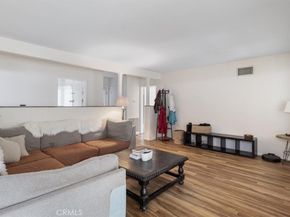 10571 Woodale, San Fernando CA 91345