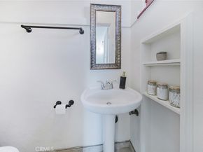 520 N Howard Street, Glendale CA 91206