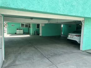 4727 Oakwood Avenue, Los Angeles CA 90004